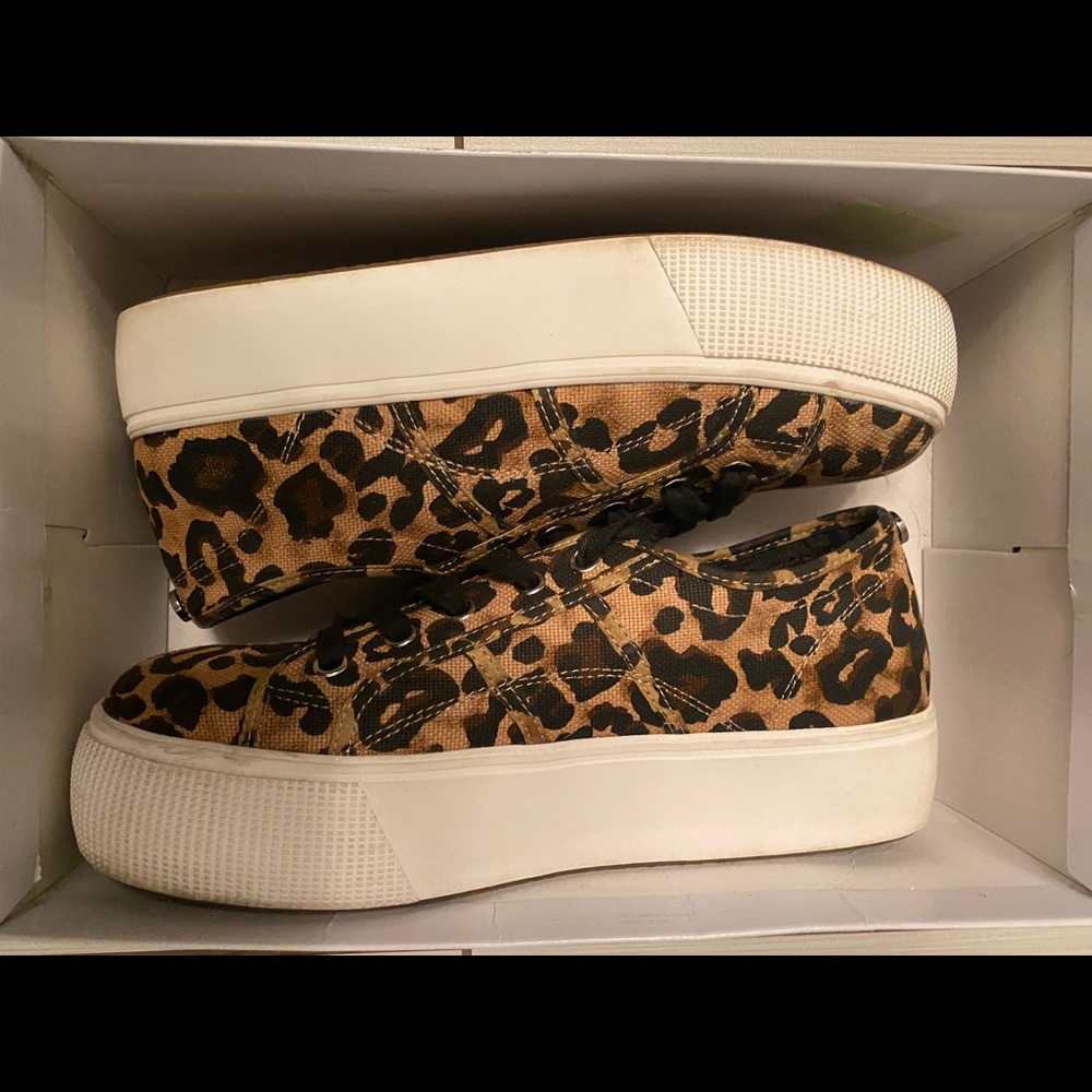 Steven Madden Emmi Leopard Sneakers